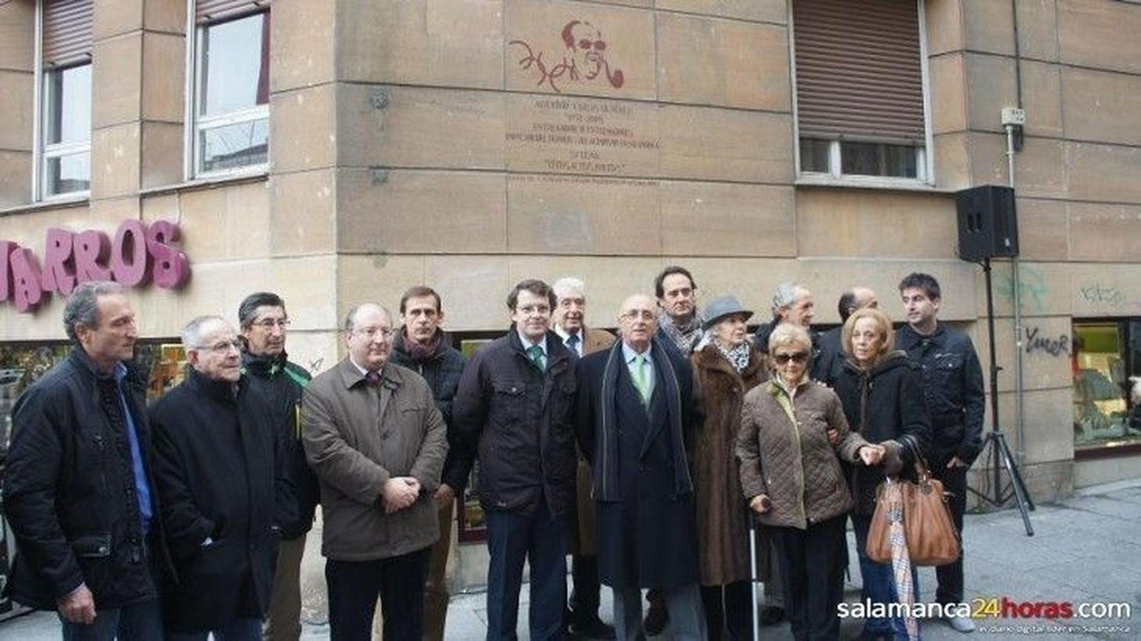 Multitudinario reconocimiento a Carlos Gil Pérez