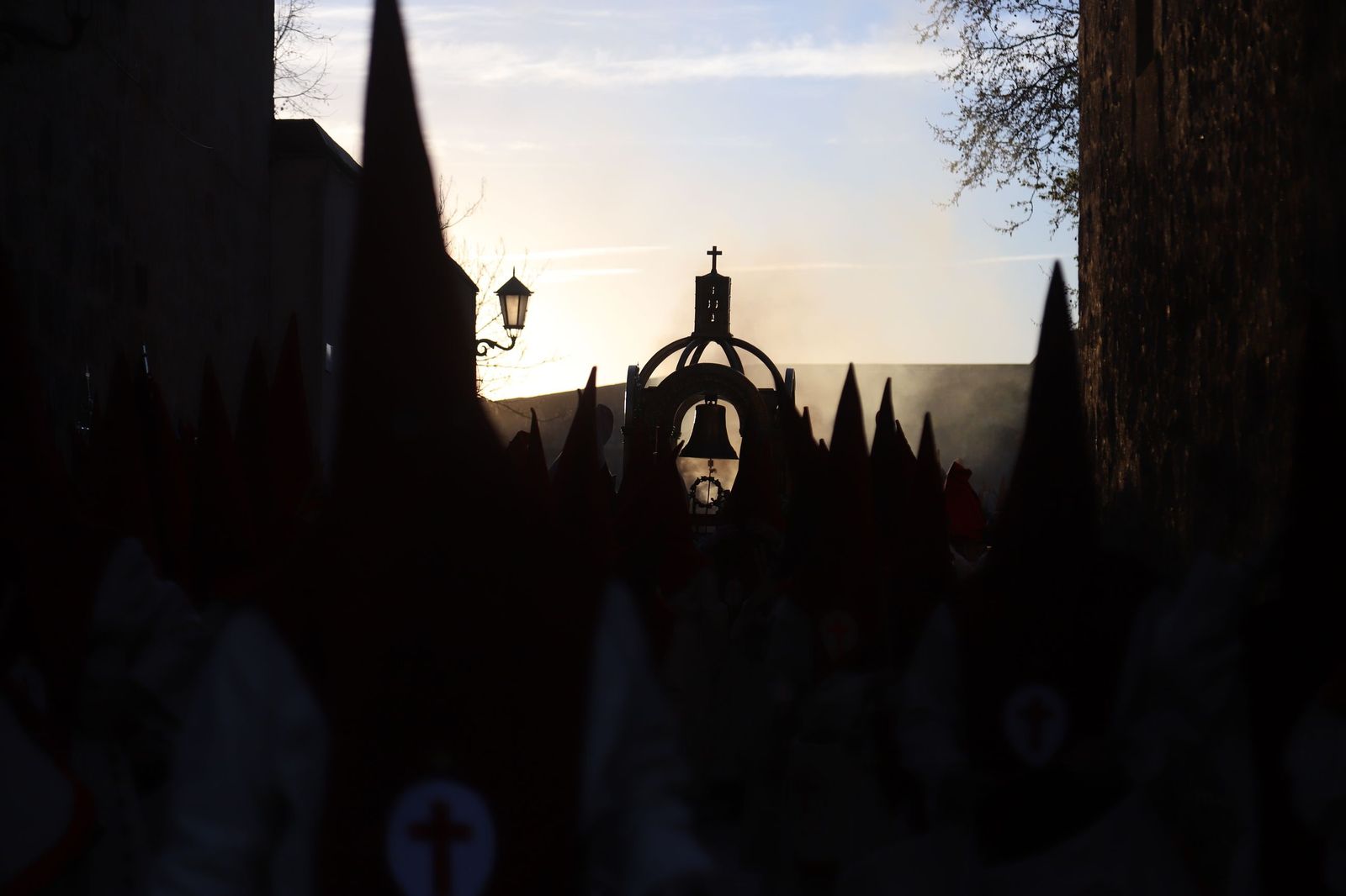 GALERÍA | Revive en imágenes la procesión del Silencio