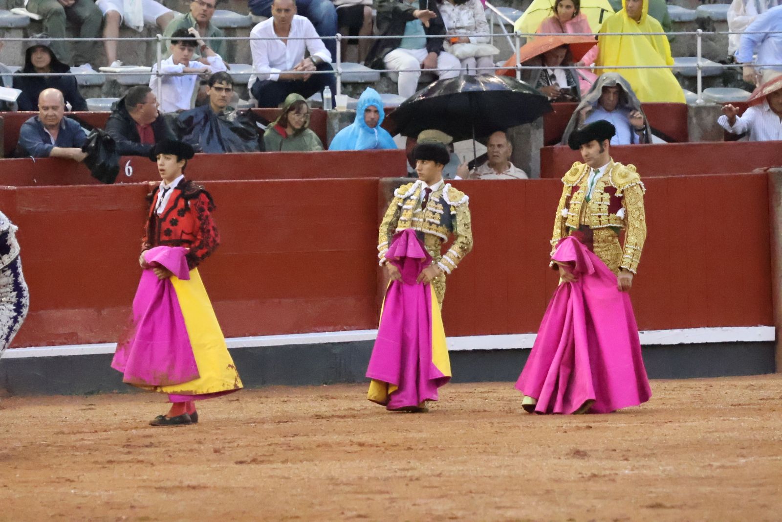 Ismael Martín, Marco Pérez y el aclamado regreso de Morante de la Puebla: su paso por La Glorieta en imágenes