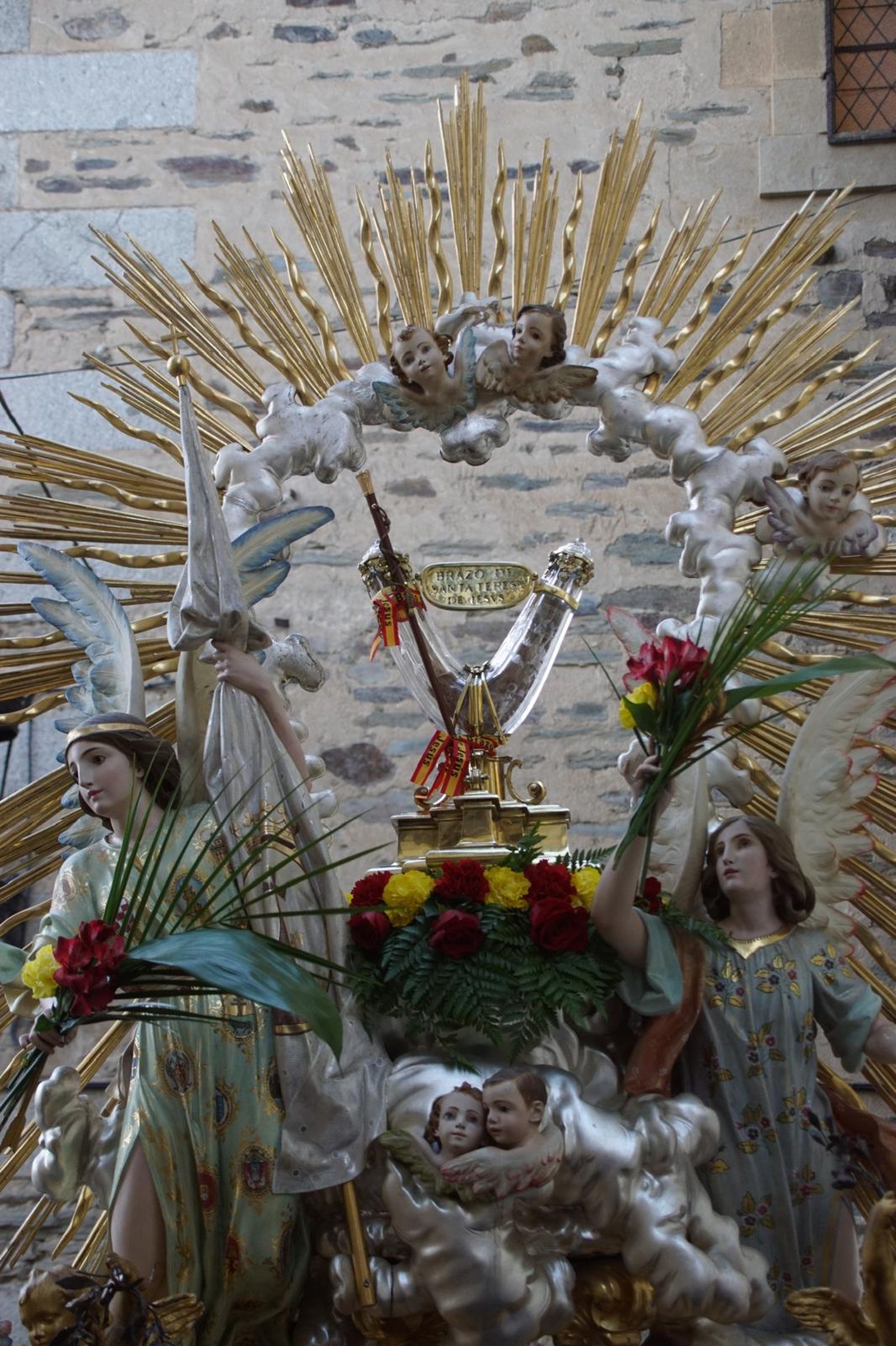 Procesión de Santa Teresa en Alba 2025 (17).jpeg