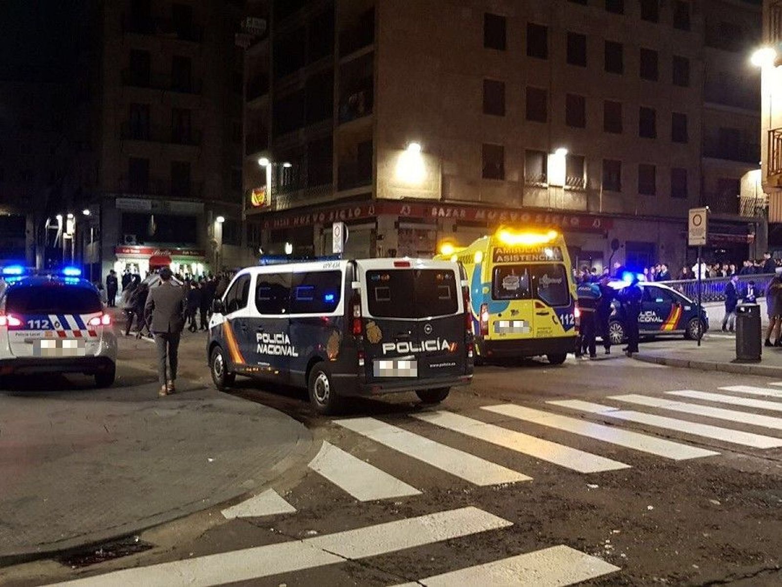 Policía Ambulancia Plaza de la Reina