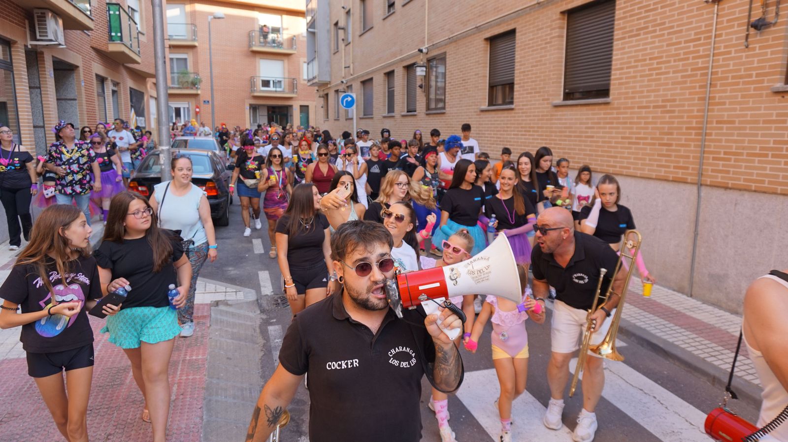 desfile-de-penas-en-castellanos-de-moriscos-44