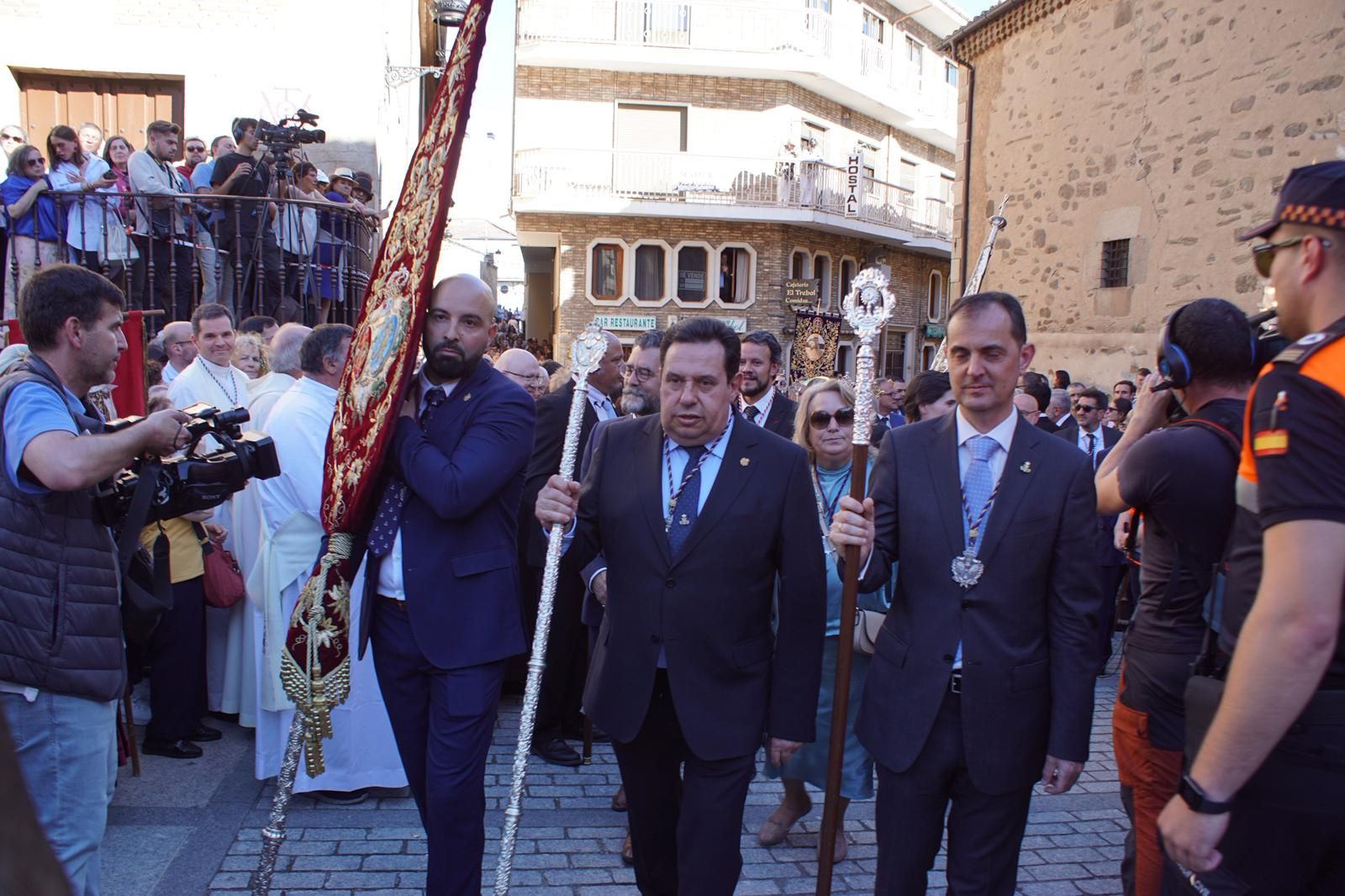 whatsapp-image-2025-05-24-at-20-11-34-2