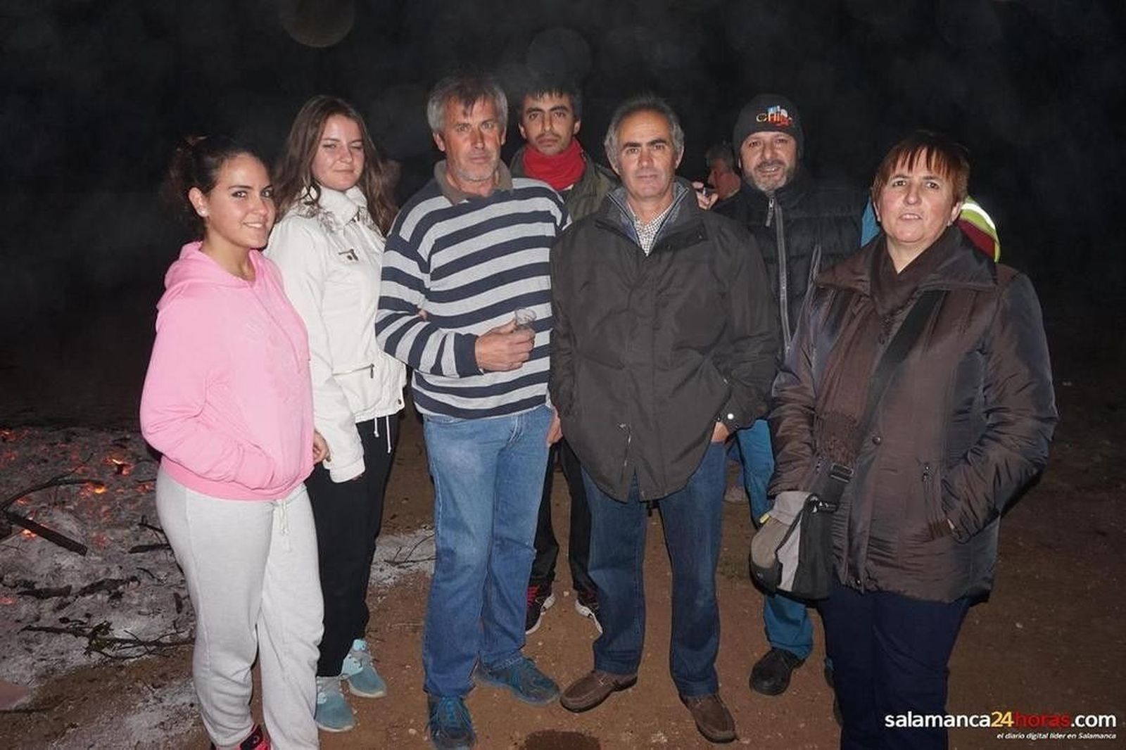 El fuego festivo vence al frío en el comienzo de las Fiestas de Santa Lucía