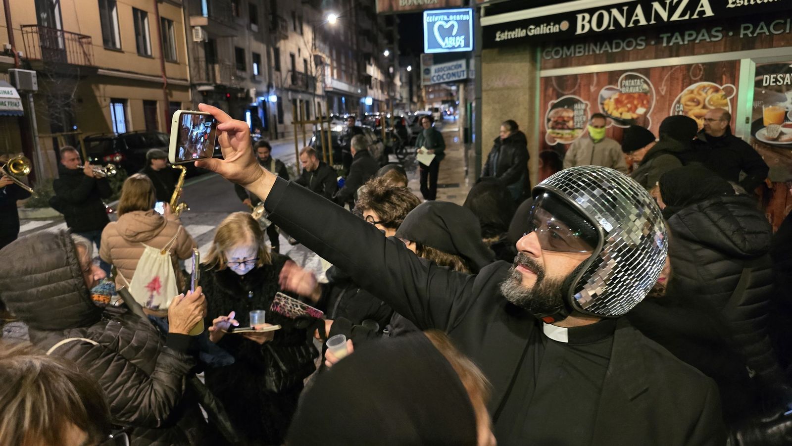 Entierro de la Sardina en el Barrio del Oeste