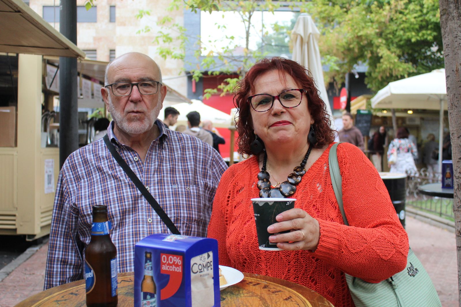 Ambiente en la Feria de Día en el mediodía de este miercoles