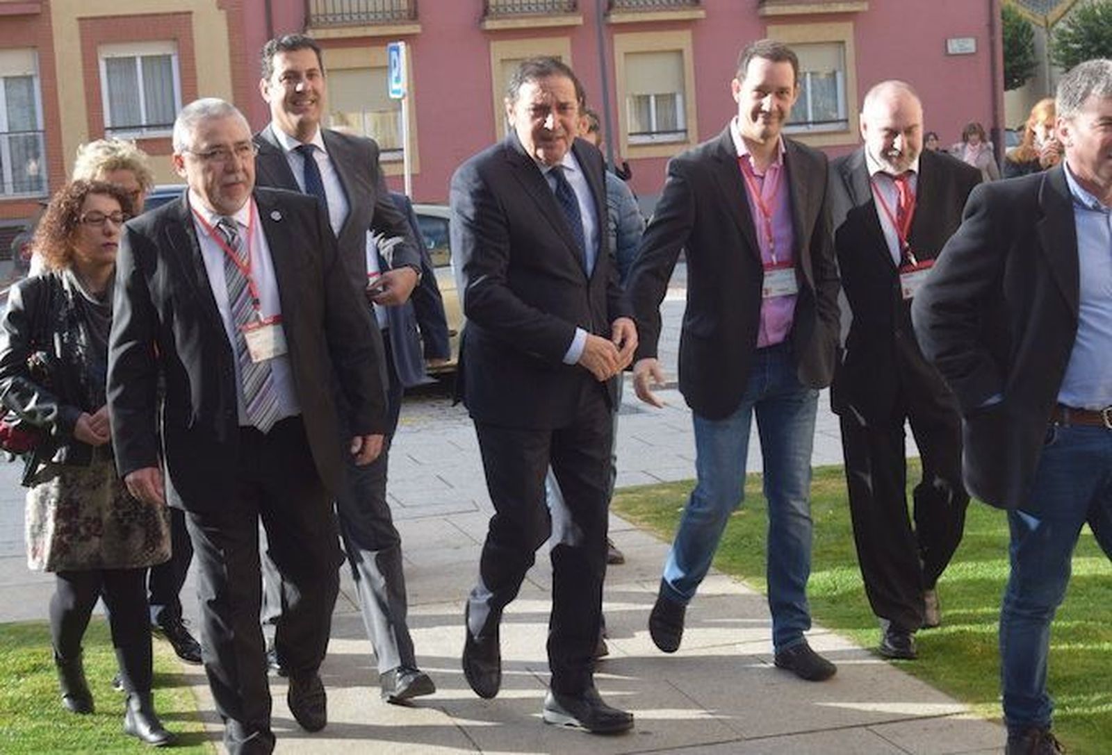 El consejero de Sanidad aboga por reducir la tasa de interinidad hasta el 8%