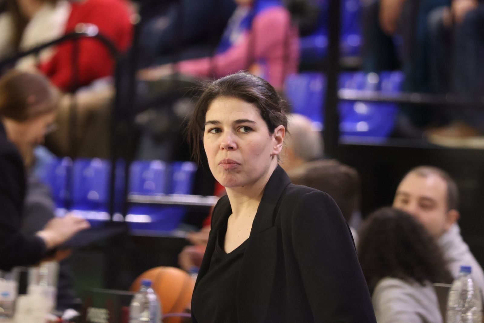 Perfumerías Avenida – Estudiantes