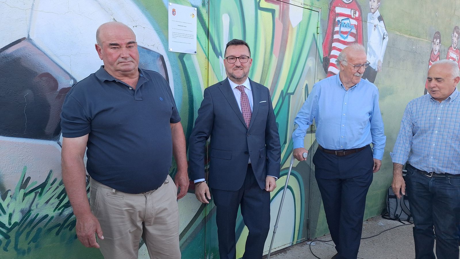 El campo de Castellanos de Villiquera pasa a llamarse Marcelino Valle