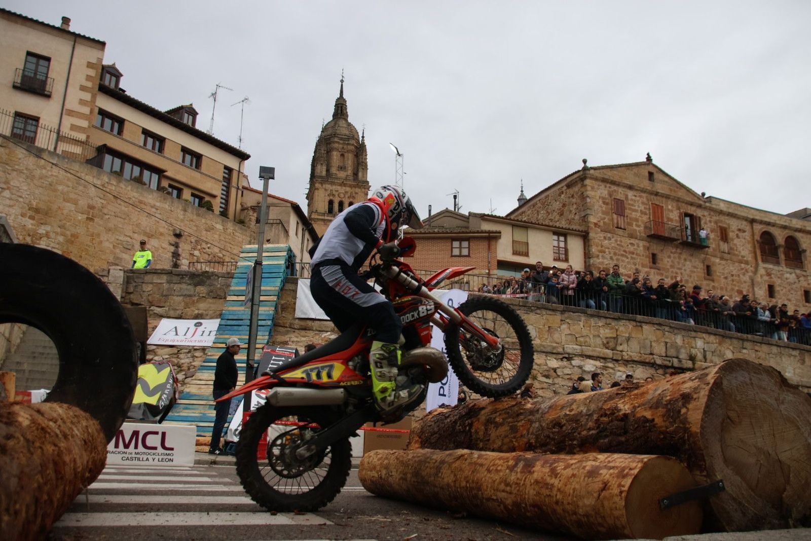 20240503192523-img-3239