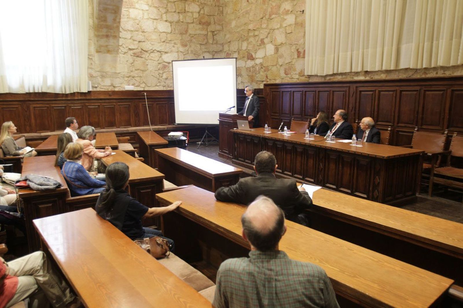 Conferencia de Bernardo García Bernalt.