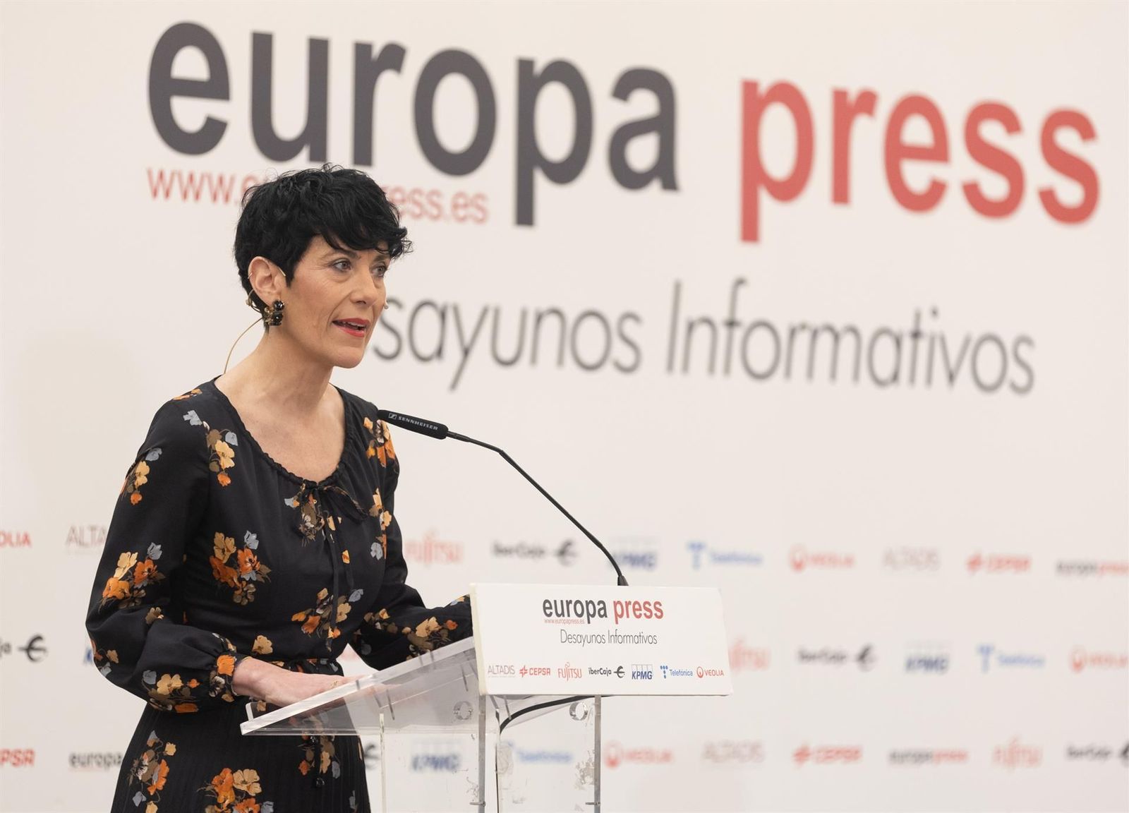 La ministra de Inclusión, Seguridad Social y Migraciones, Elma Saiz, interviene durante un desayuno informativo de Europa Press, en el Hotel InterContinental, a 8 de febrero de 2024, en Madrid (España). - Eduardo Parra - Europa Press