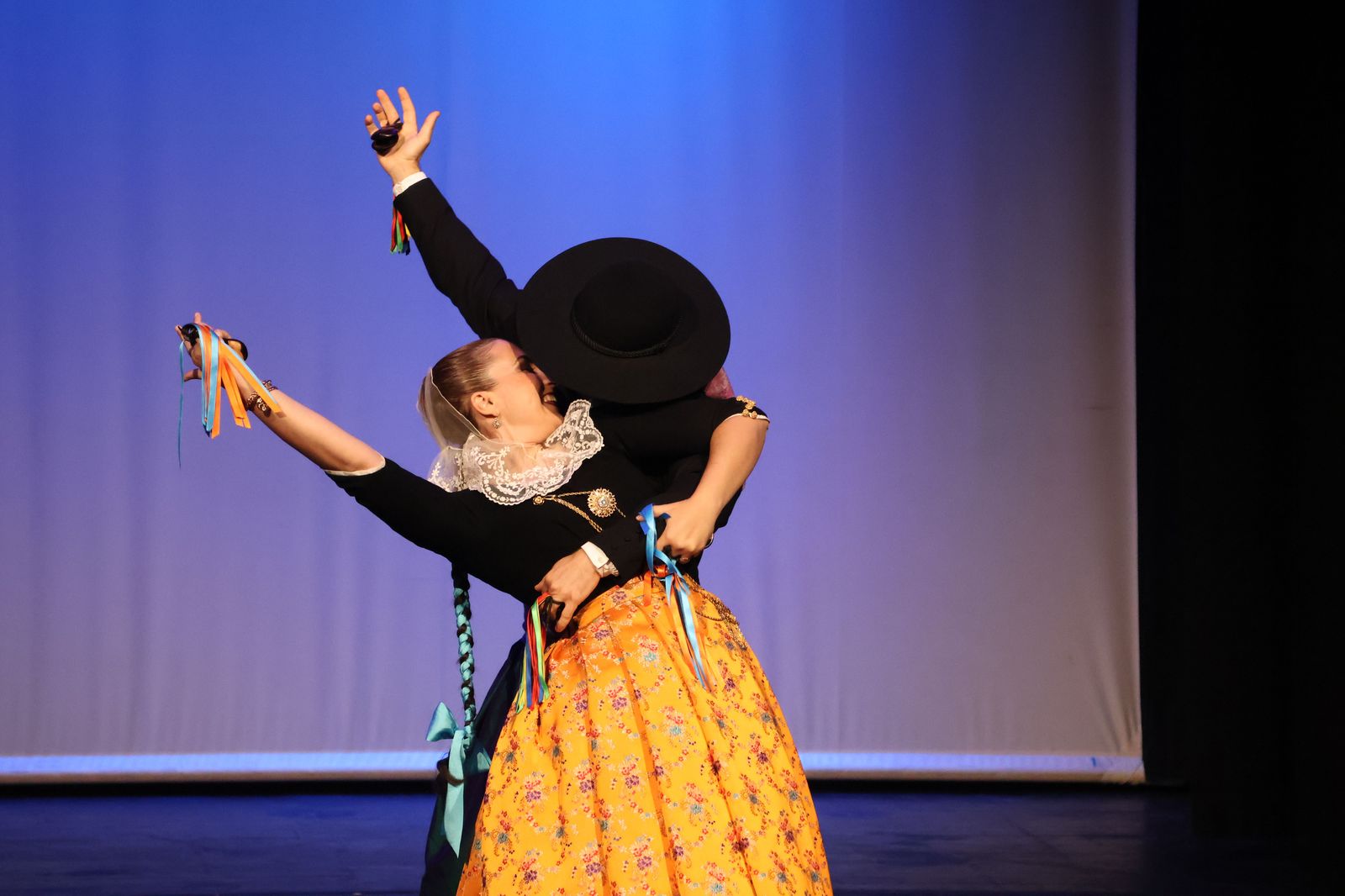 el-bolero-en-el-teatro-principal-31