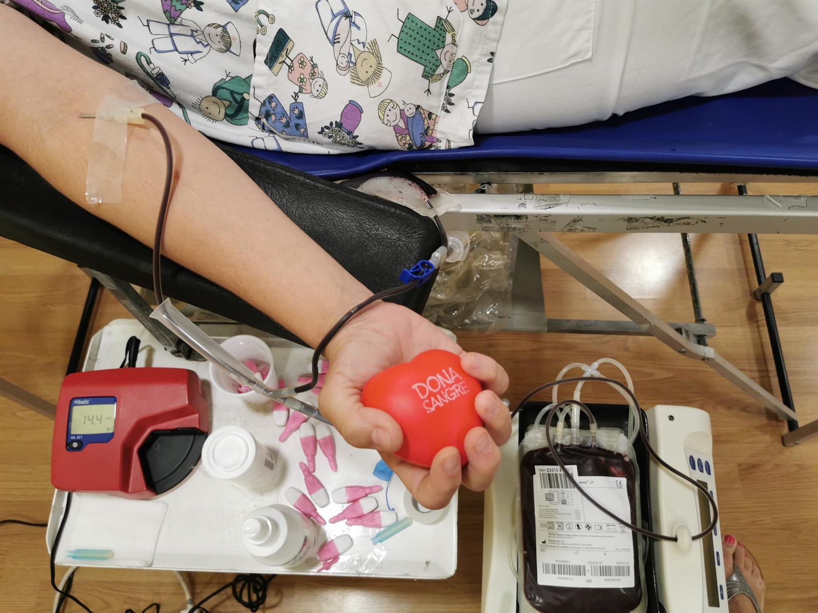 Gran Participación En El Hospital De Valme En La Jornada De Donación De Sangre Celebrada - HOSPITAL DE VALME DE SEVILLA - Archivo