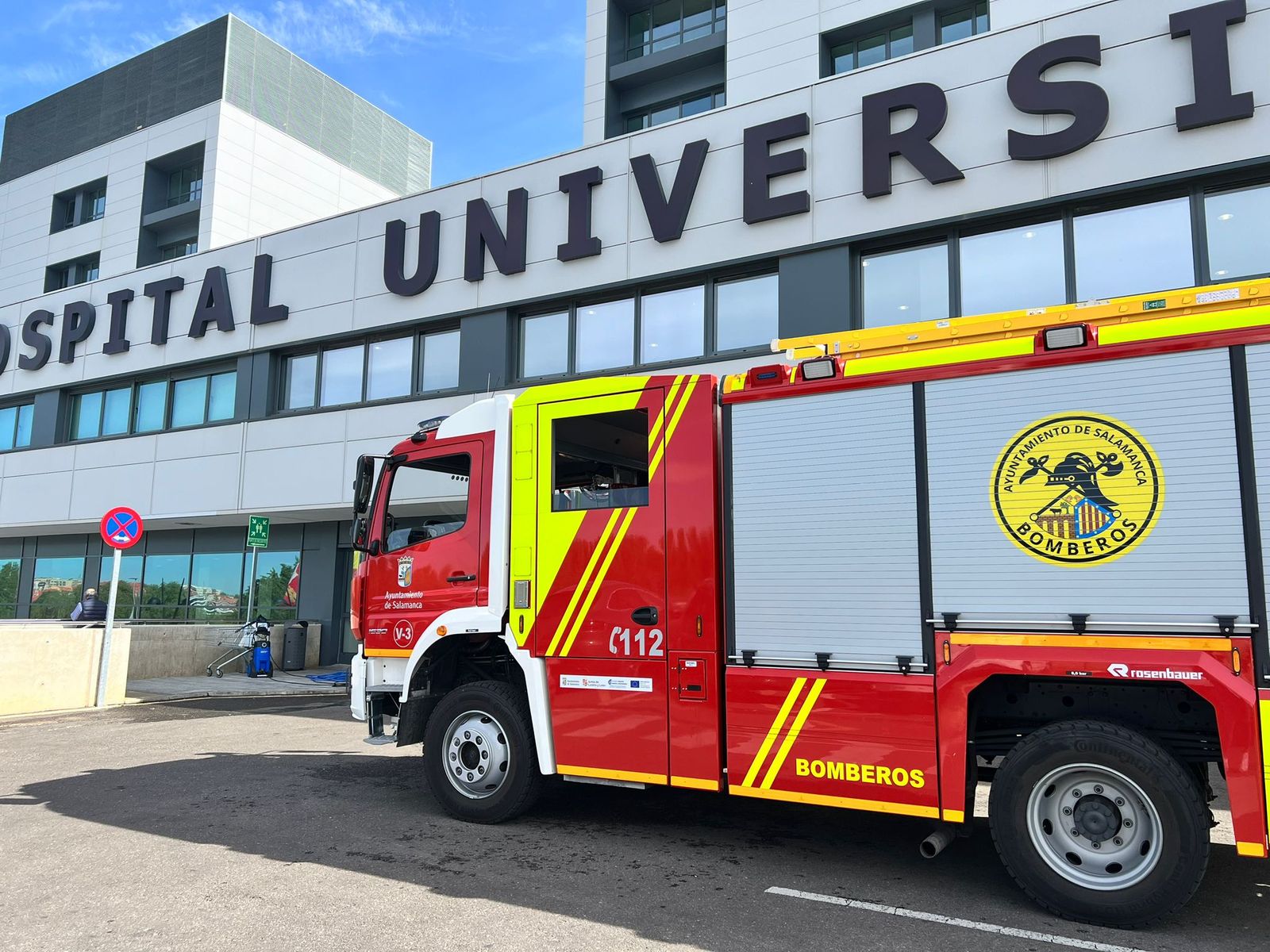Bomberos de Salamanca actúan en el Hospital   (1)