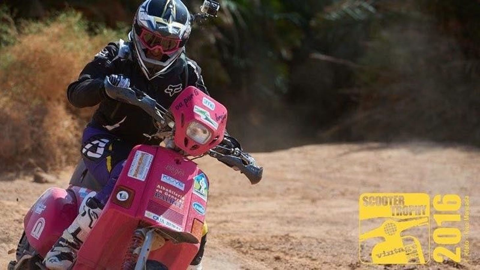 Sara García sigue entre las mejores en la Vespa Raid Maroc 2016