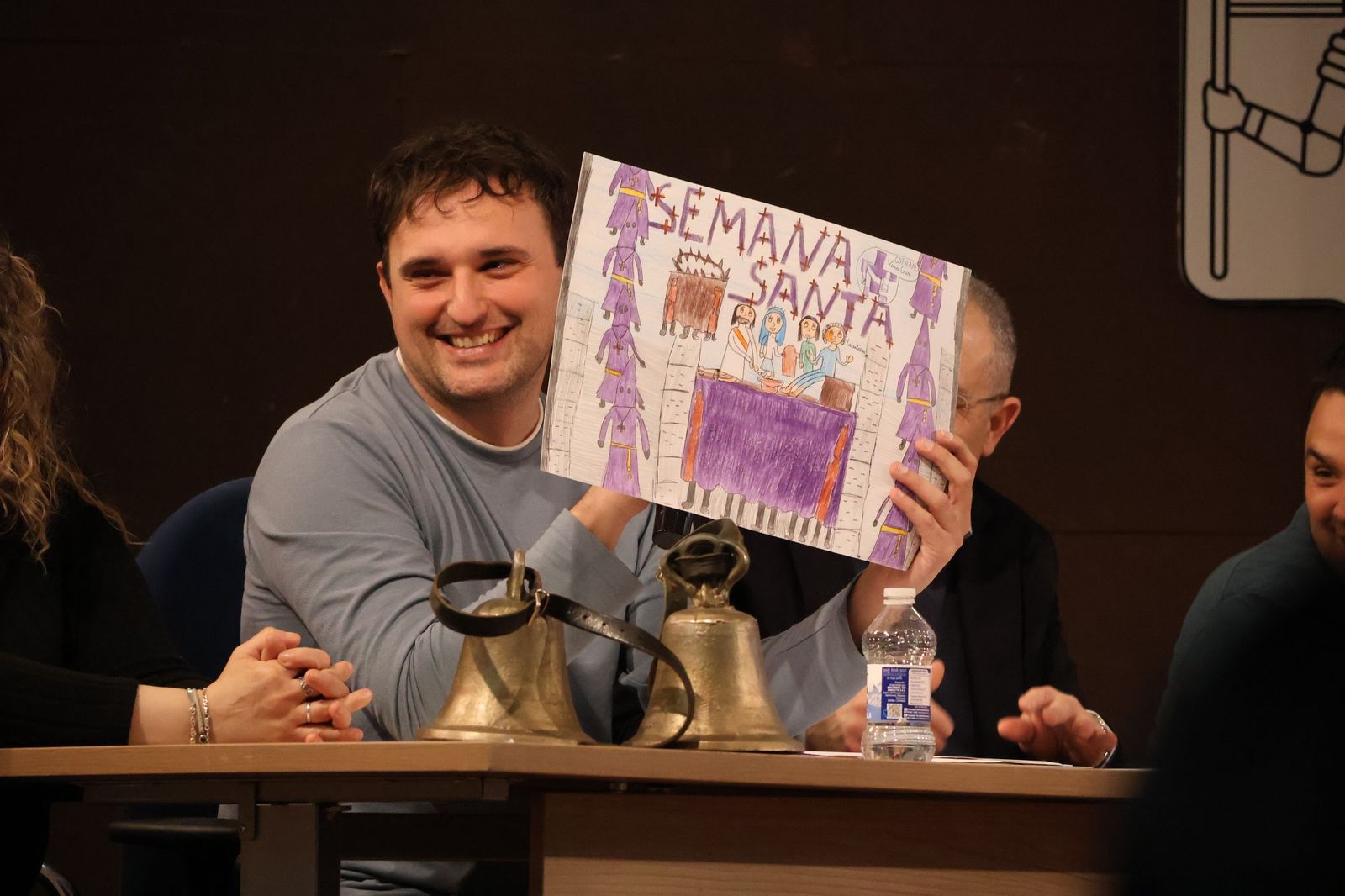 GALERÍA | La Asociación Luz Penitente reparte los premios del VIII Concurso de Dibujo Infantil