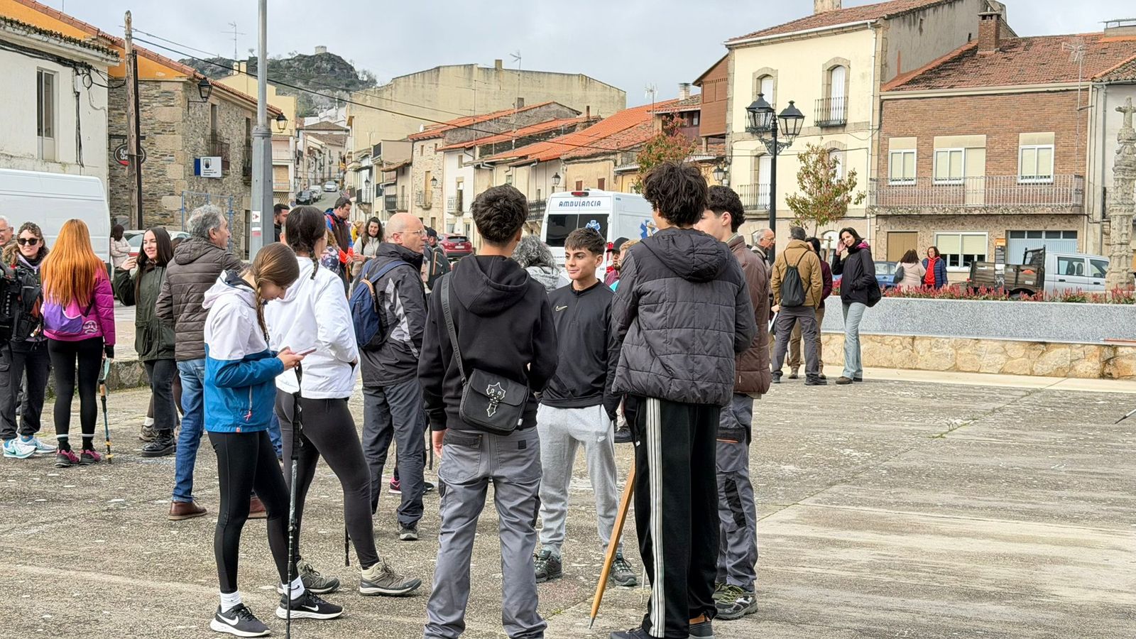 Marcha senderista en Vilvestre