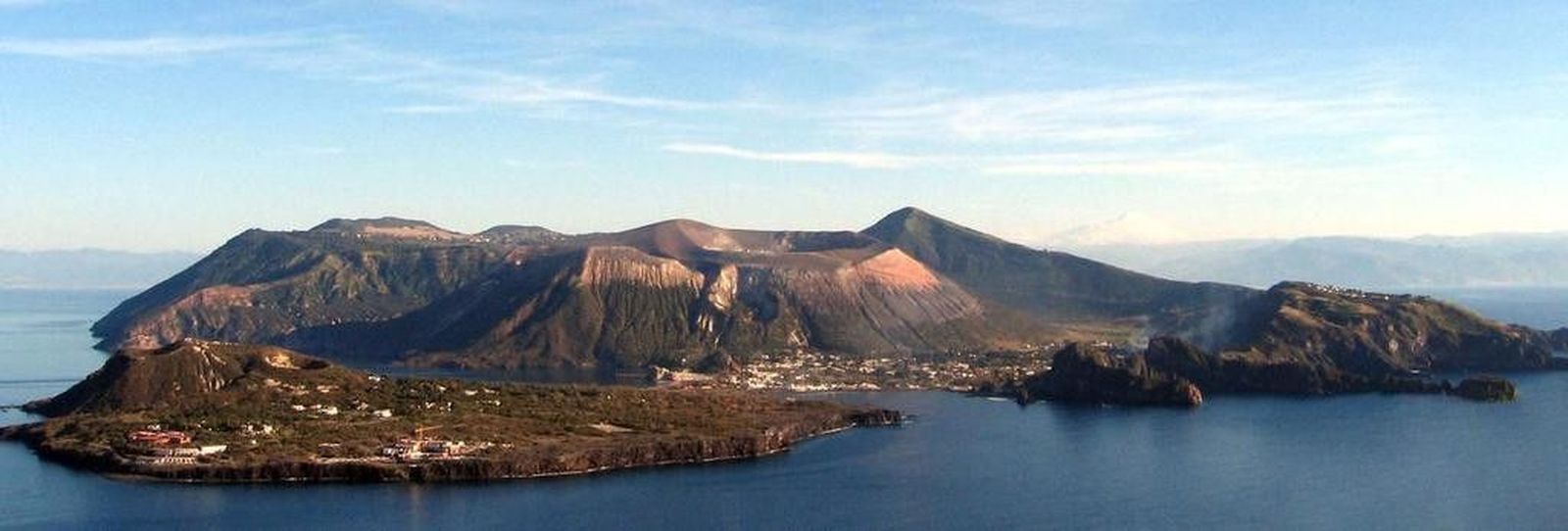 Crónicas Atlantes: Vulcano insólito