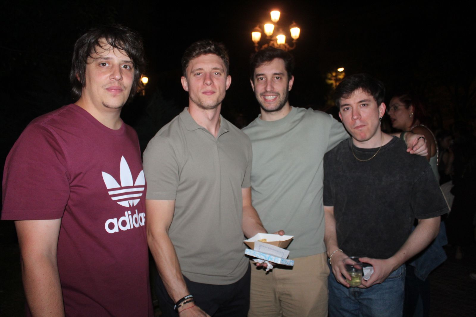 La Feria de Día se llena en la tarde-noche de este viernes, punto de partida del fin de semana