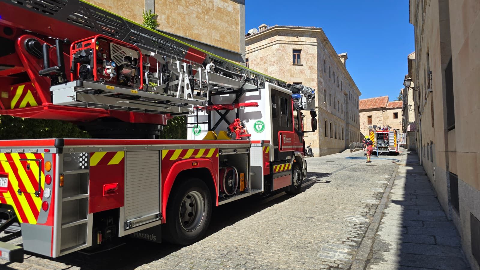 Incendio en una cocina en una vivienda de la zona de la biblioteca Abraham Zacut