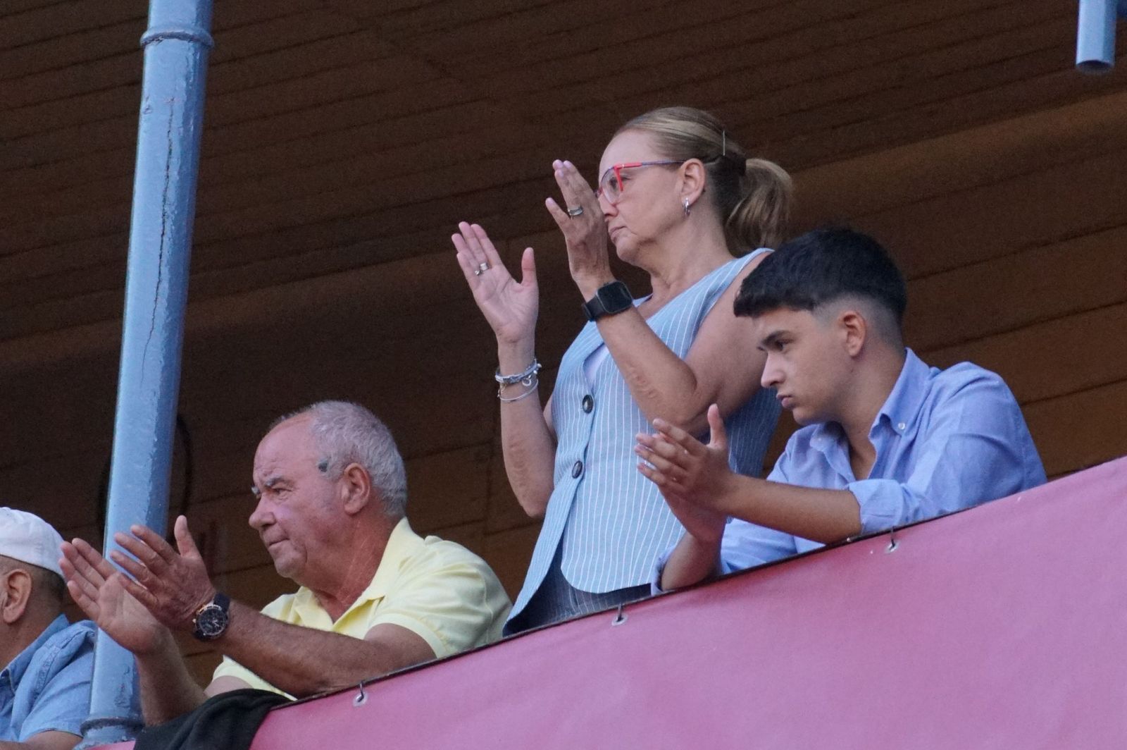 Así se ha vivido la primera corrida de la feria 2025 en La Glorieta: imágenes del ambiente en los tendidos y en el patio de cuadrillas