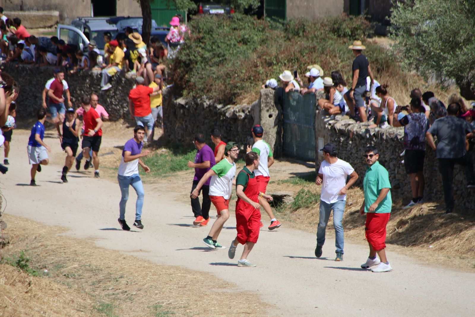 Lumbrales encierro a caballo