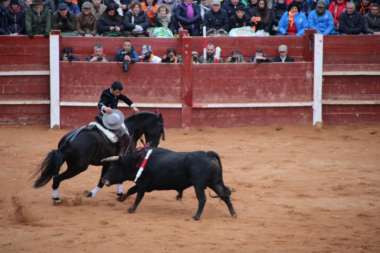 whatsapp-image-2025-03-02-at-18-56-01