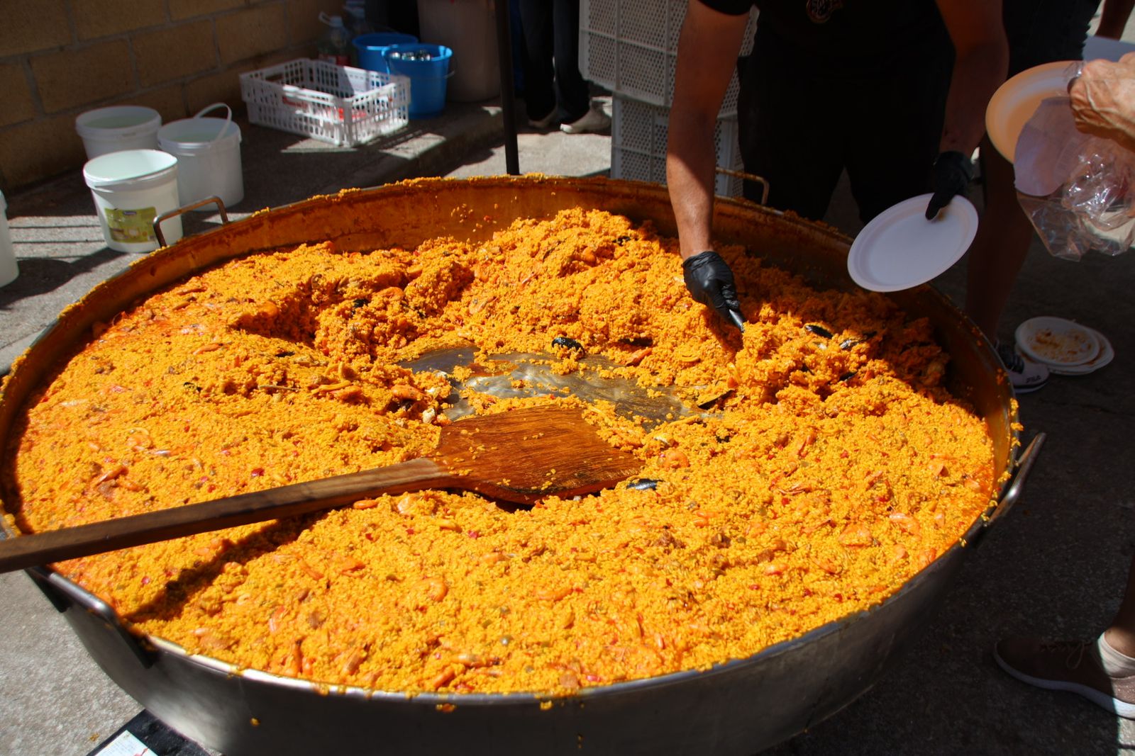 Villagonzalo paella en el Verdinal
