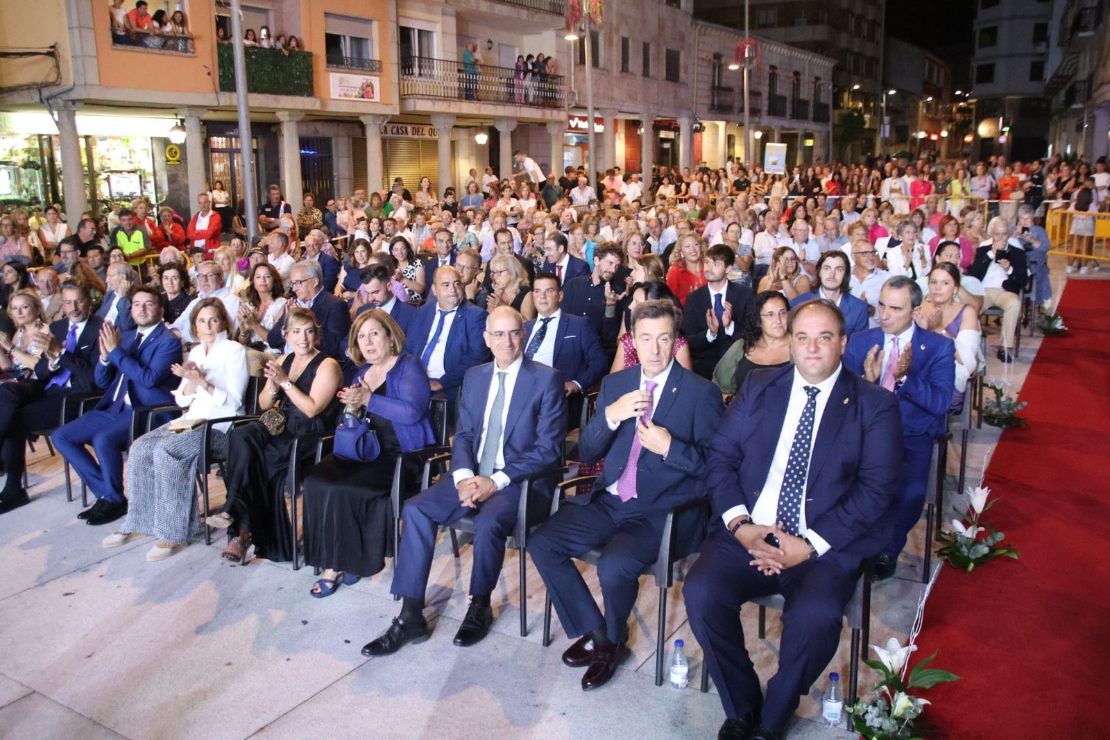 Pregón y coronación de la reina en Guijuelo