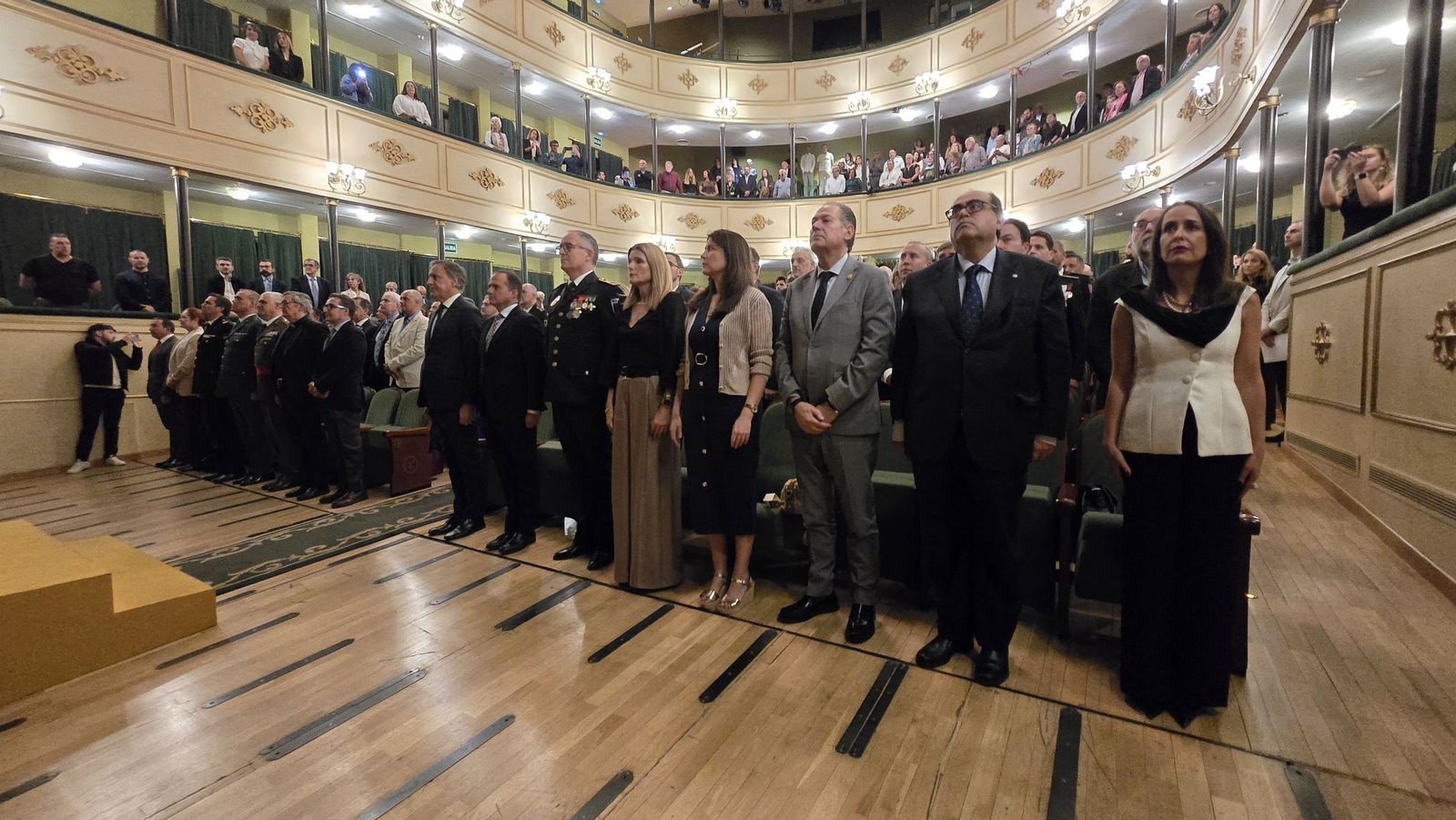 Día de la Policía Local en el Teatro Liceo