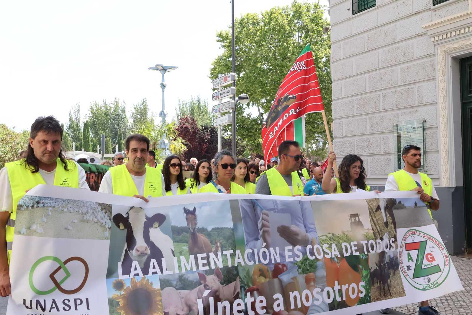 Marcha silenciosa en homenaje a David Lafoz (31).JPG