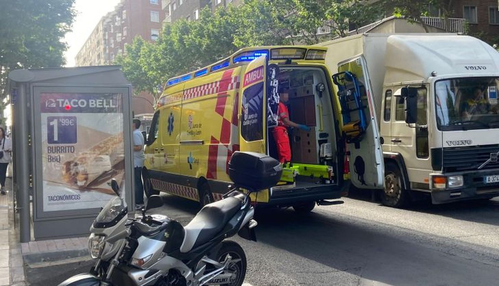 El conductor de un autobús sufre un mareo