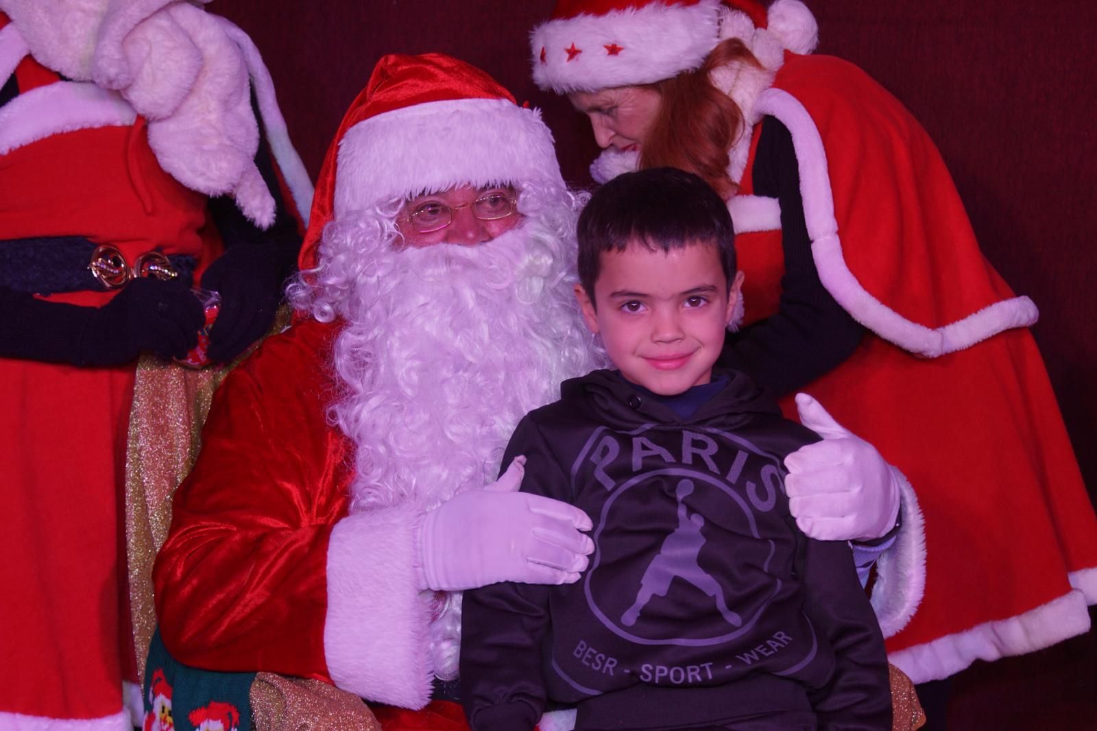 El Encinar recibe la visita de Papa Noel