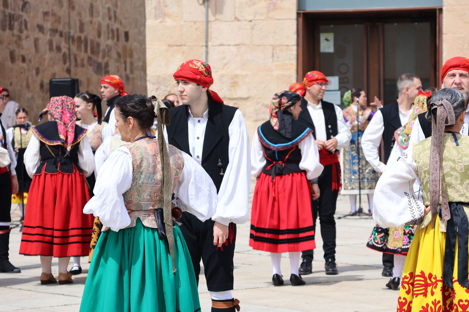 el-bolero-de-algodre-en-la-plaza-de-la-catedral-5