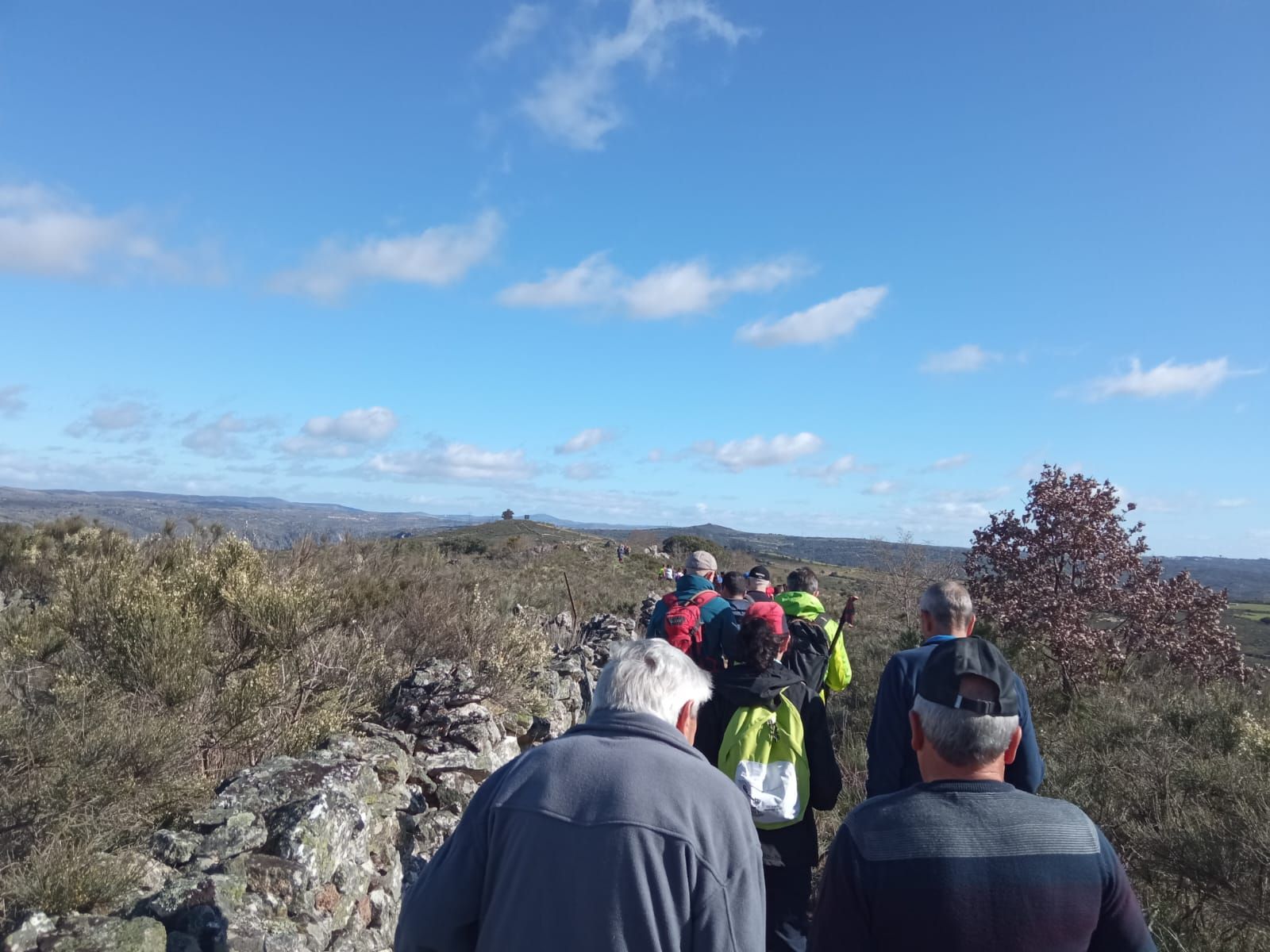 ruta-senderista-en-mieza-2023-16