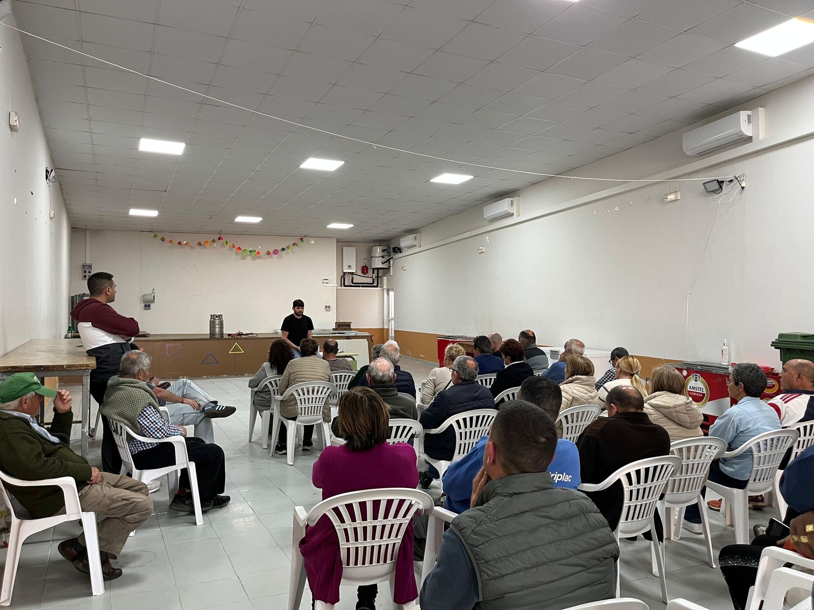 Imagen del consejo vecinal celebrado en Rabanales