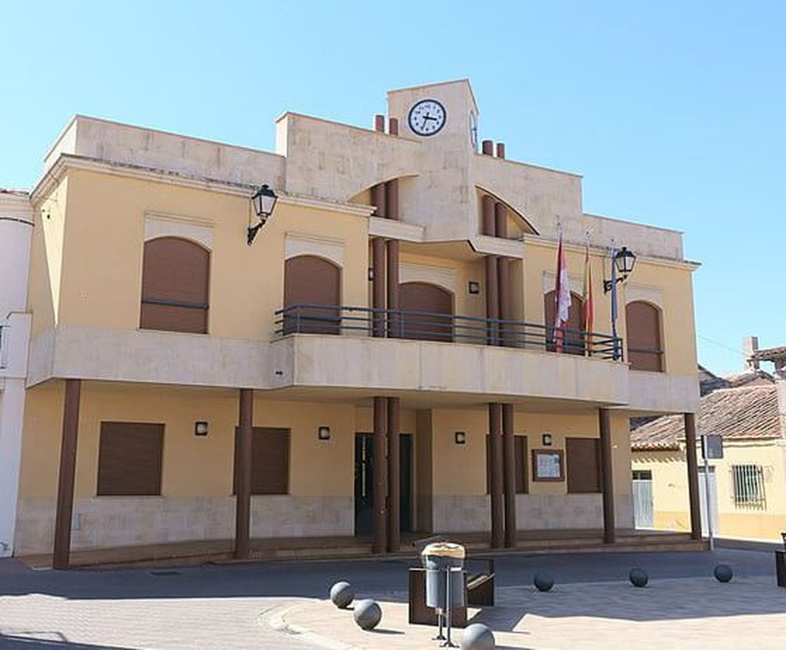 Ayuntamiento de Fuentelapeña(1)