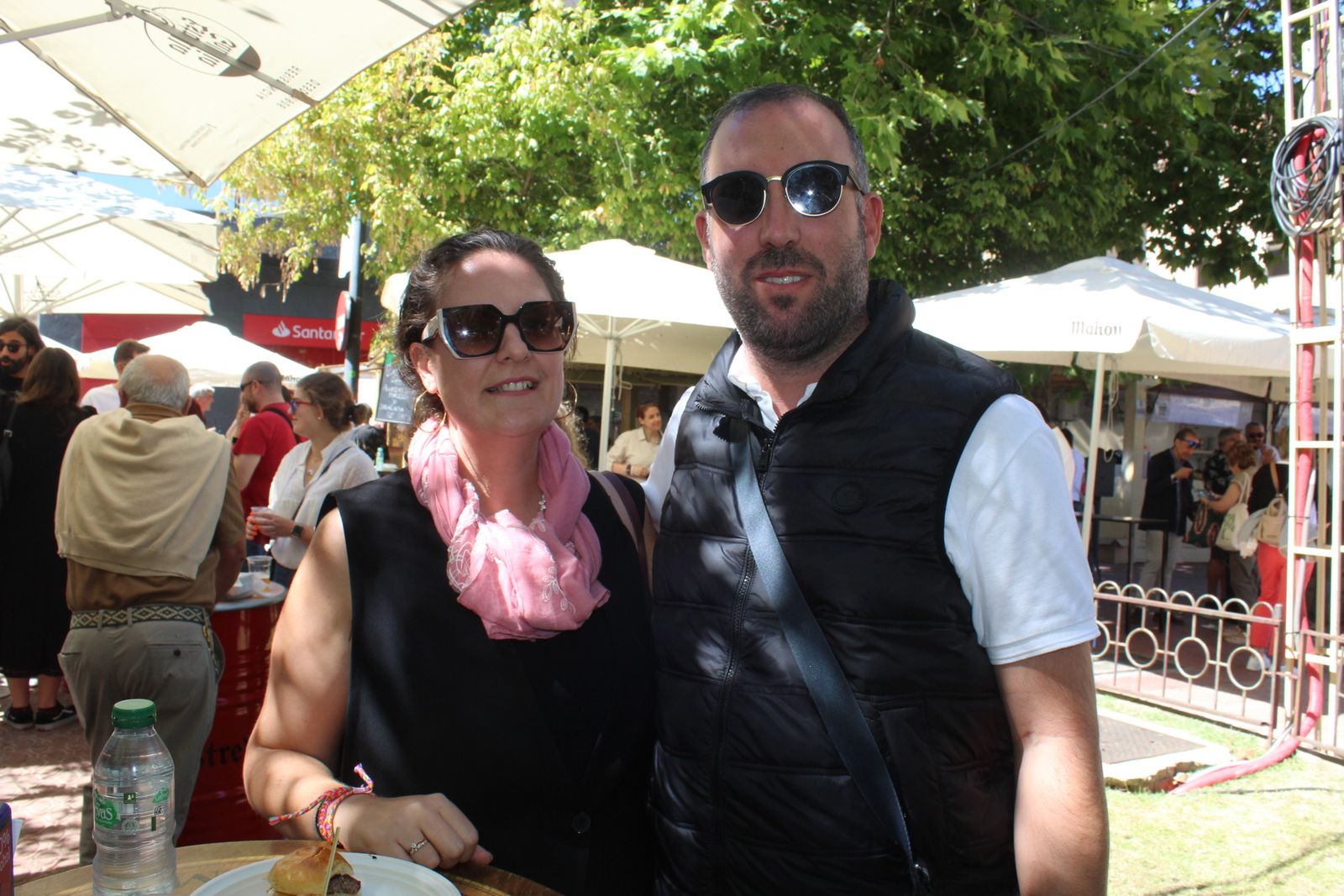 Ambiente en la Feria de Día en el mediodía de este jueves