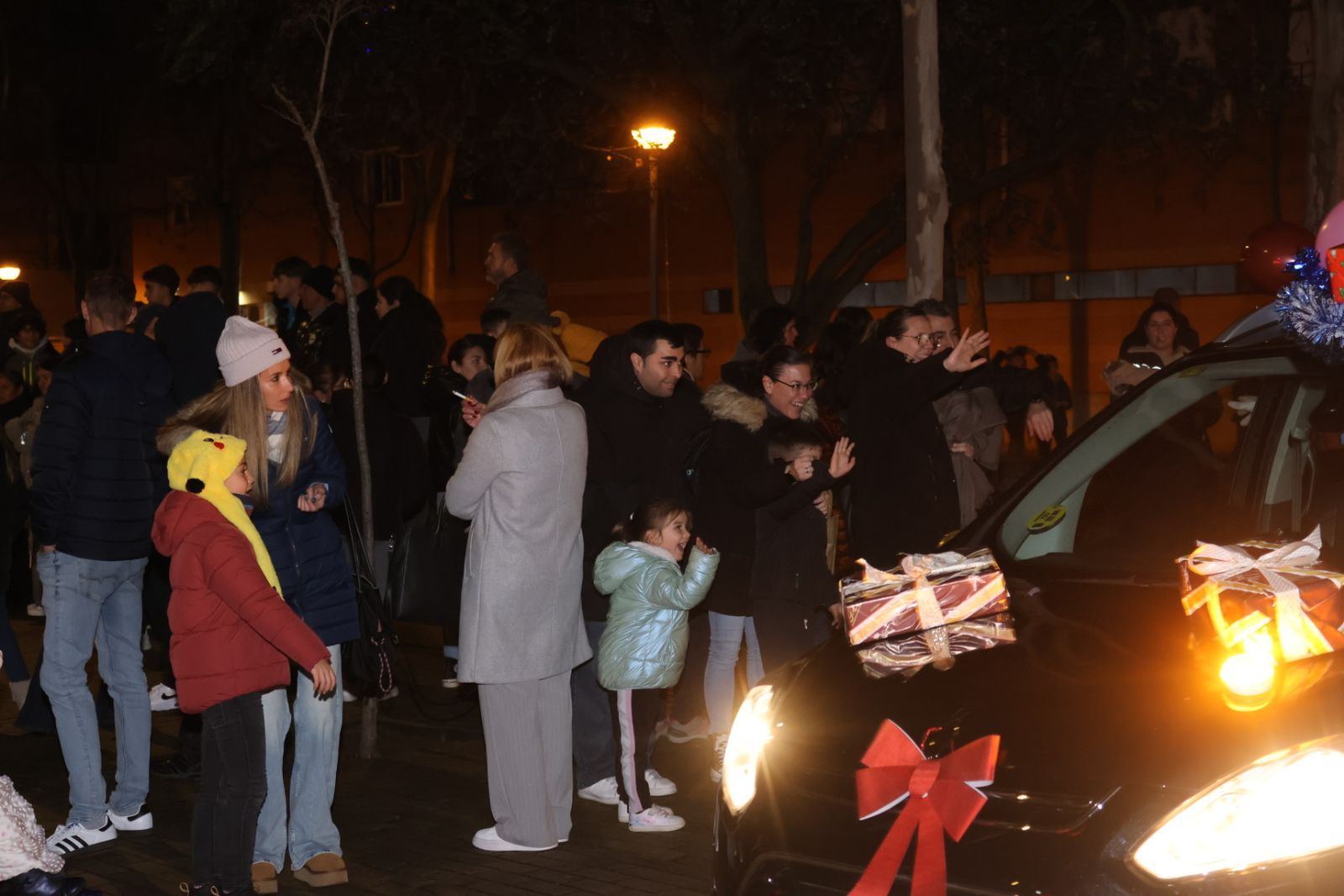 Pasacalles navideño en el barrio de El Zurguén