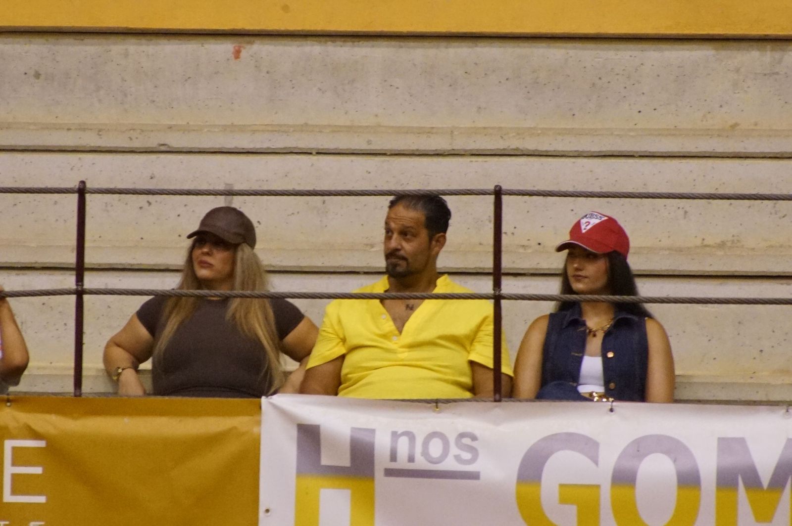 Multitudinario encierro nocturno en Alba de Tormes