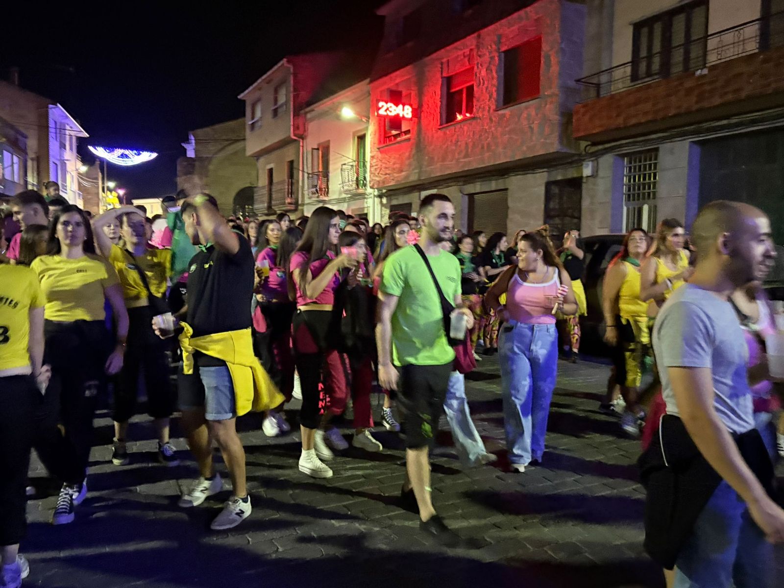 Desfile de peñas de Aldeadávila