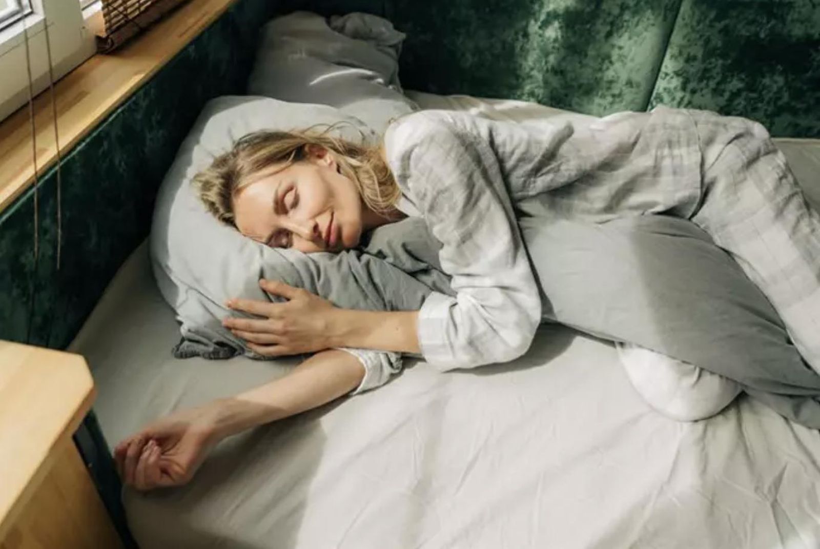 Archivo - Mujer durmiendo. - ILONA TITOVA/ISTOCK - Archivo Archivo - Mujer durmiendo. - ILONA TITOVA/ISTOCK - Archivo