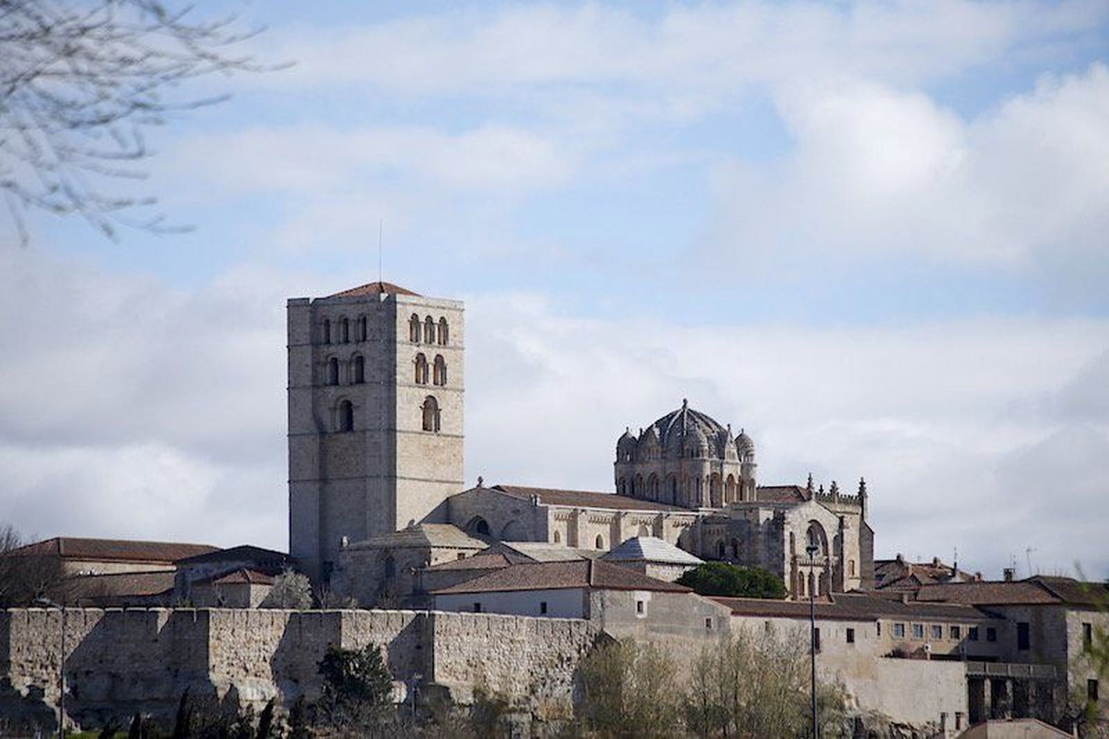 Máximas de 16 grados para decir adiós a marzo