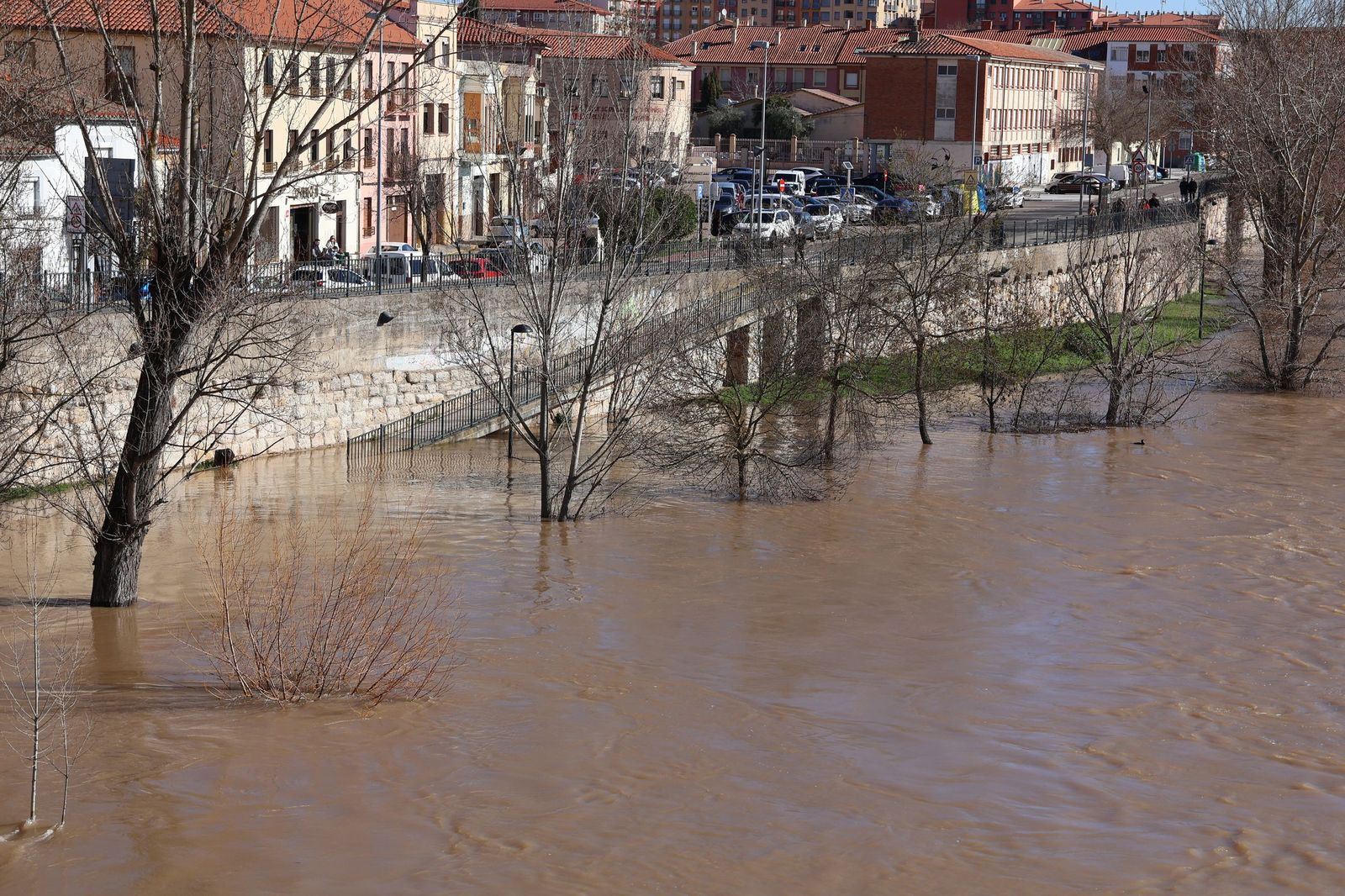 La importante crecida del Duero tras las lluvias