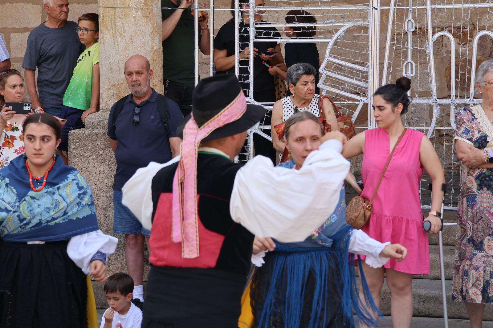 grupo-bajo-duero-en-la-xxxii-muestra-de-folklore-28