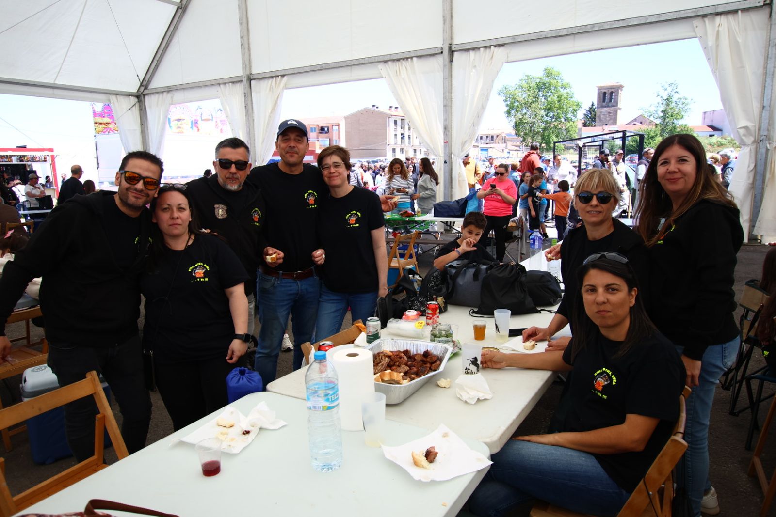 Villamayor de la Armuña vive un gran sábado con su tradicional comida popular