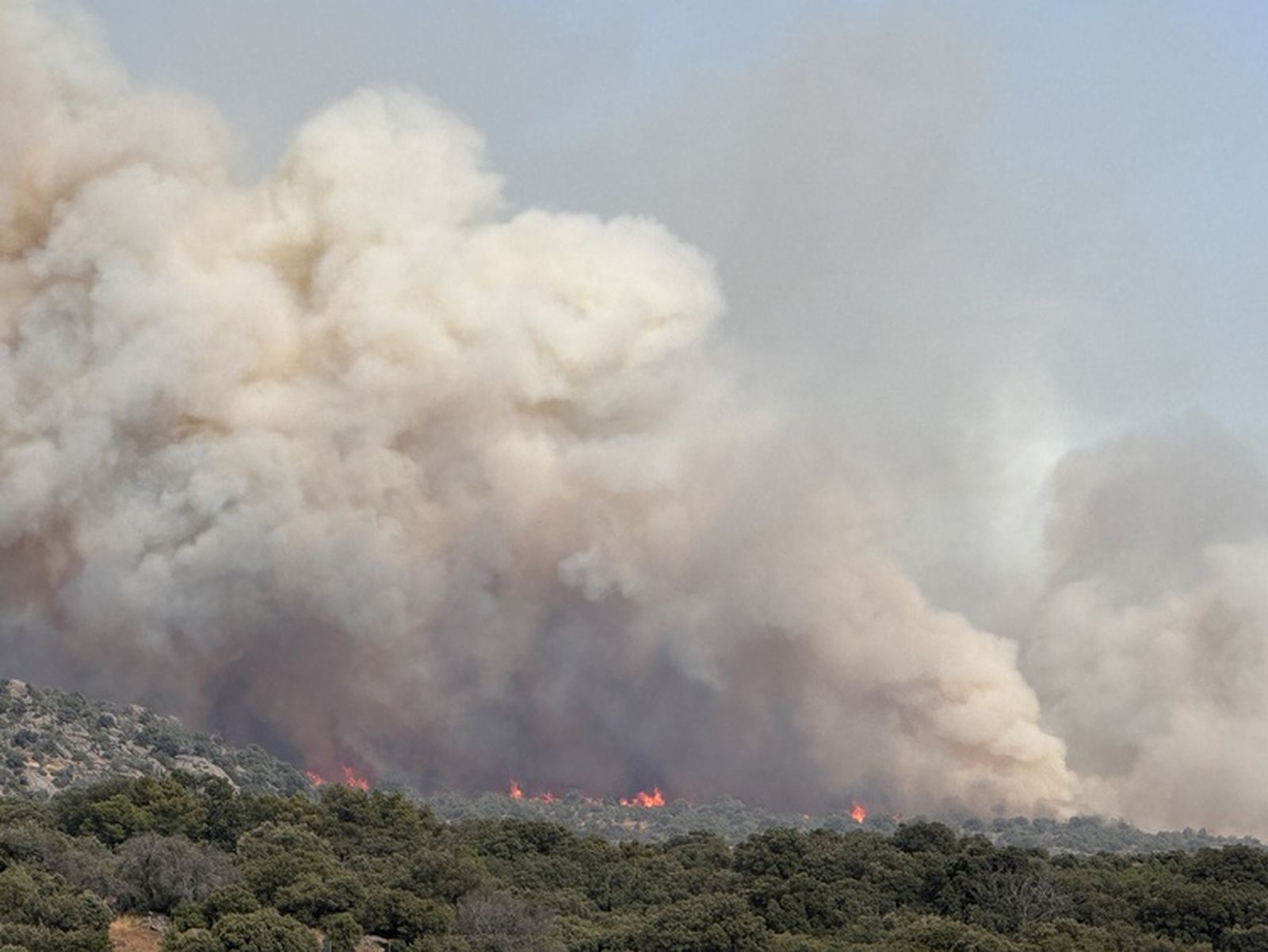 Incendio en Navaluenga