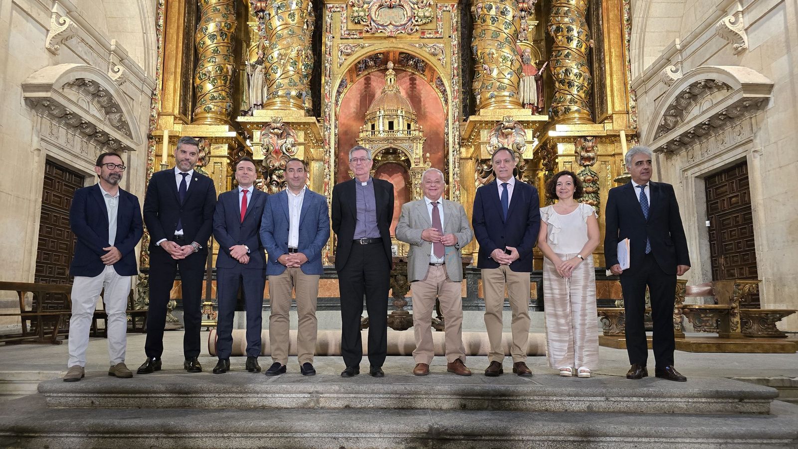 Actuación de conservación y limpieza de los retablos de la Iglesia de La Clerecía