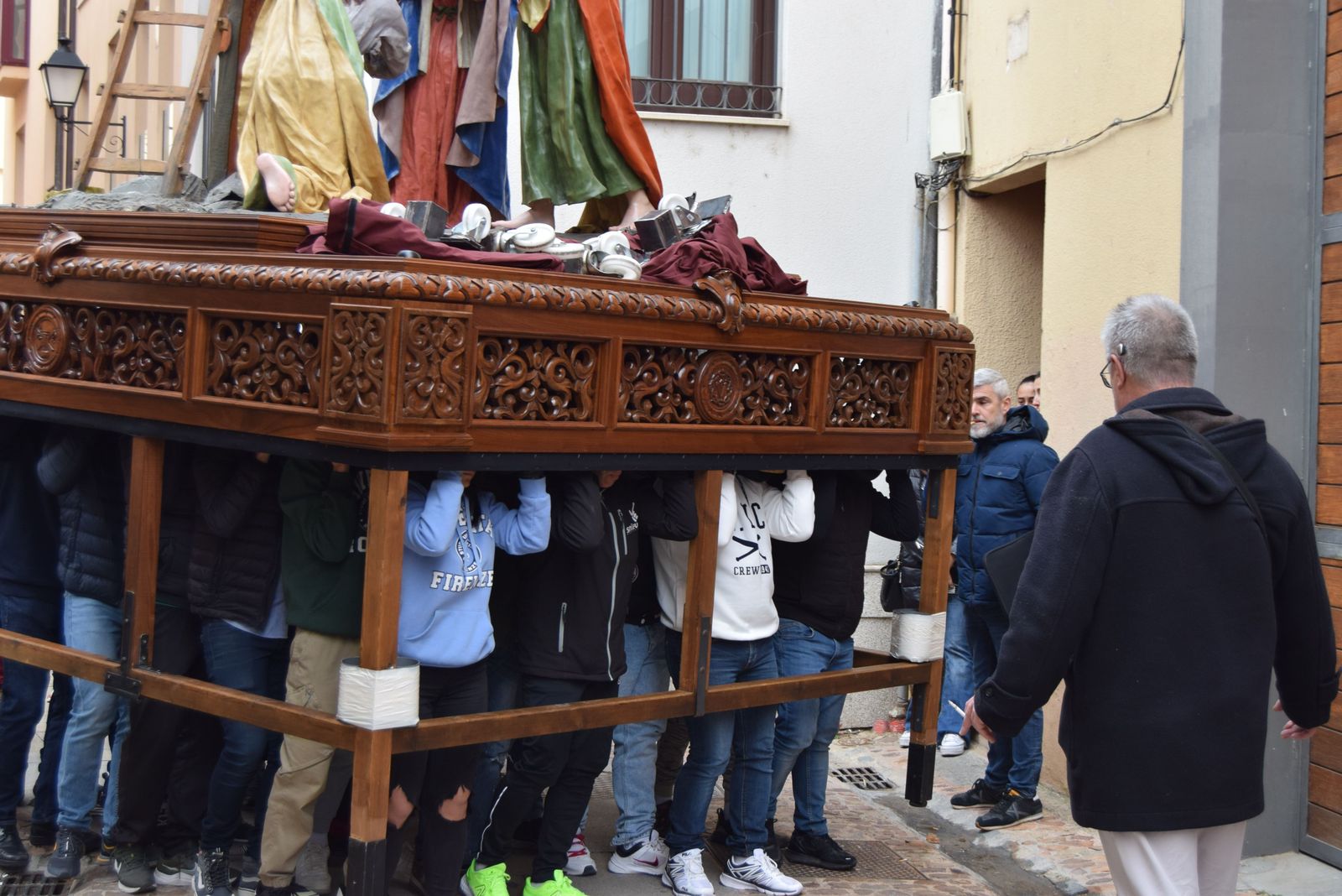 traslado-de-los-pasos-de-semana-santa-a-la-carpa-8